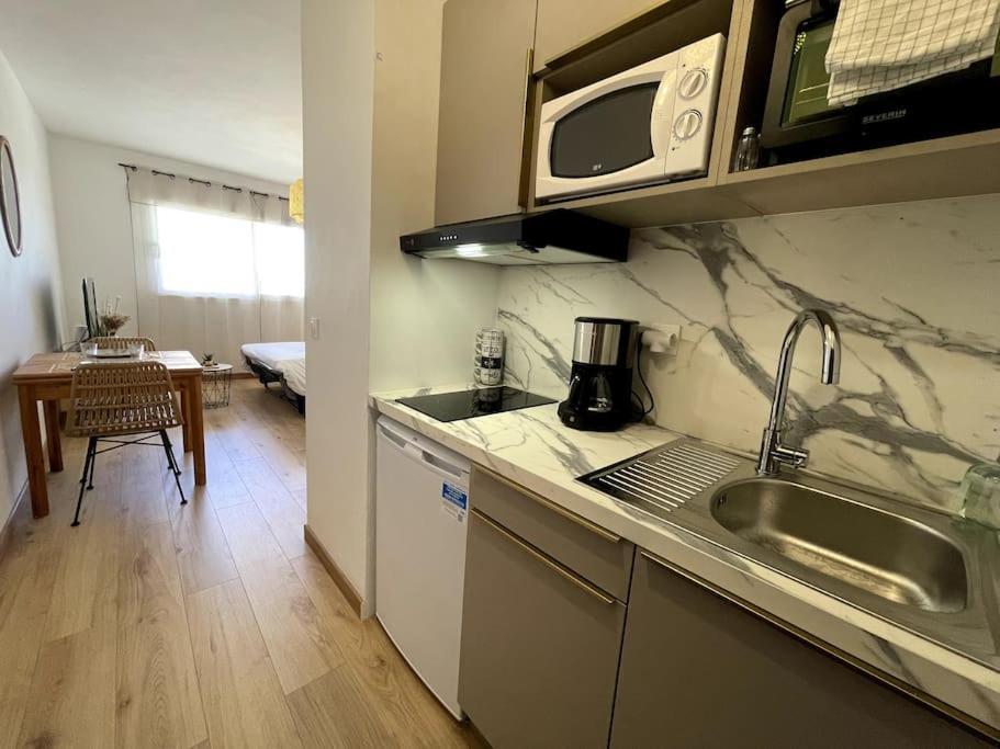 Charmant Studio Climatise Avec Parking, Au Coeur De Pietranera, Plage A 500M, Bastia A 2Km Ville-di-Pietrabugno Extérieur photo